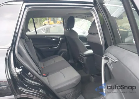 2021 Toyota Rav4 Hybrid Xle z USA, uszkodzony, nr VIN 2T3RWRFV6MW127401